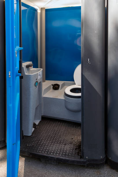 Portable Toilet Options We Offer in Stockton, IL